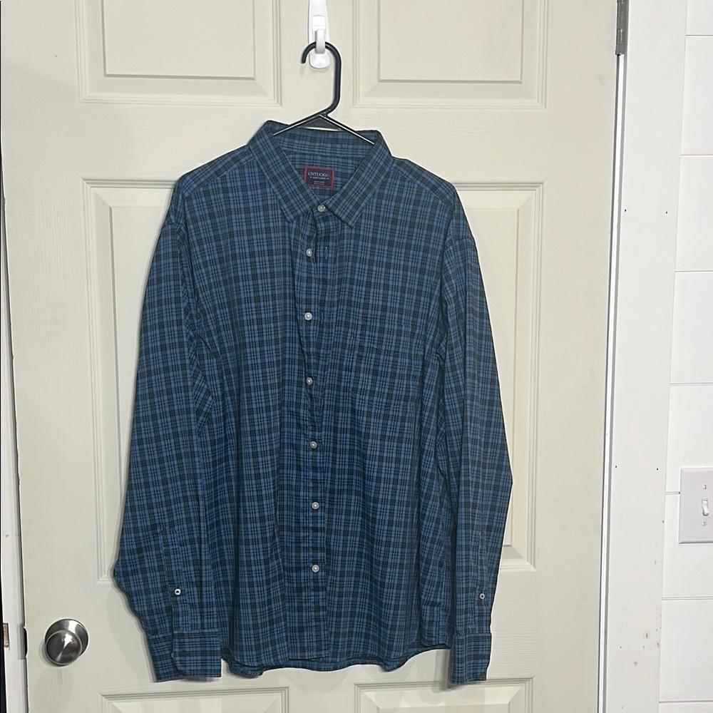 UNTUCKit Blue Casual Button Down Shirt